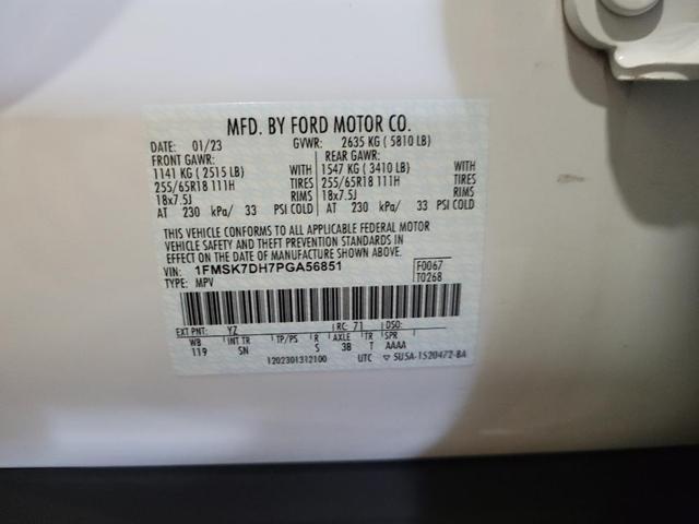 Photo of 2023 White Ford Explorer