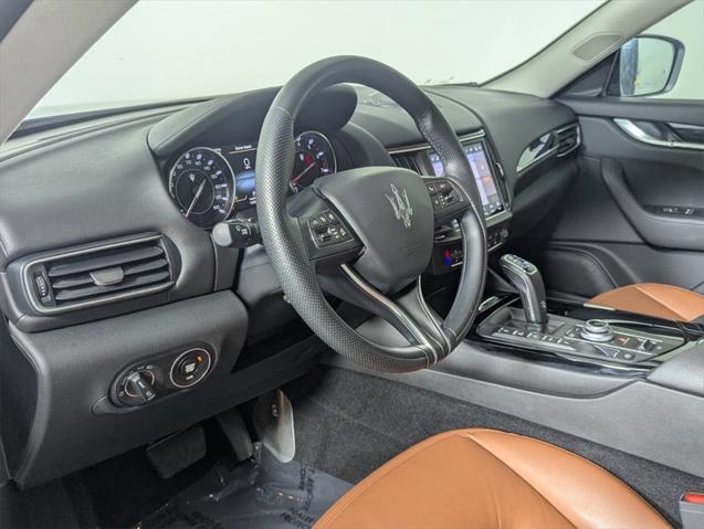 Photo of 2022 Nero Ribelle Metallic Maserati Levante