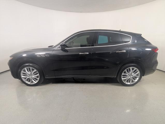 Photo of 2022 Nero Ribelle Metallic Maserati Levante