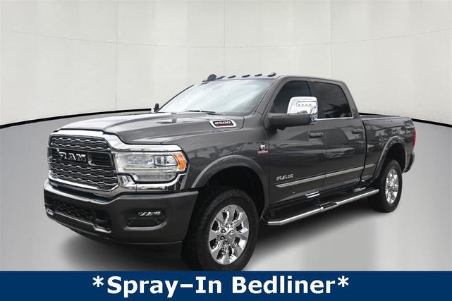 Photo of 2024 Granite Crystal Metallic Clearcoat RAM 2500