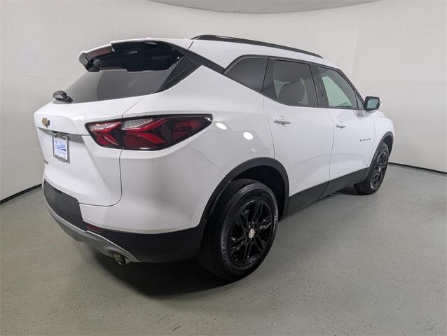 Photo of 2022 Summit White Chevrolet Blazer