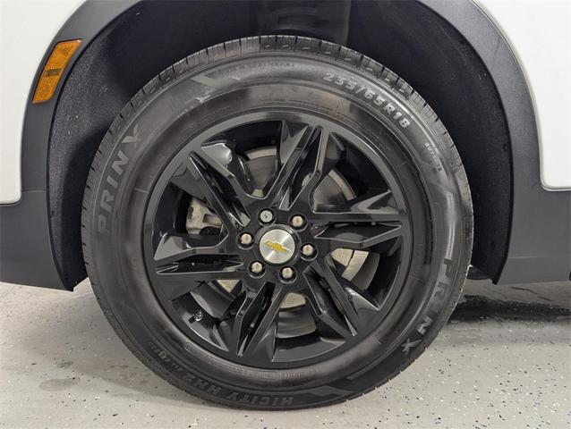 Photo of 2022 Summit White Chevrolet Blazer