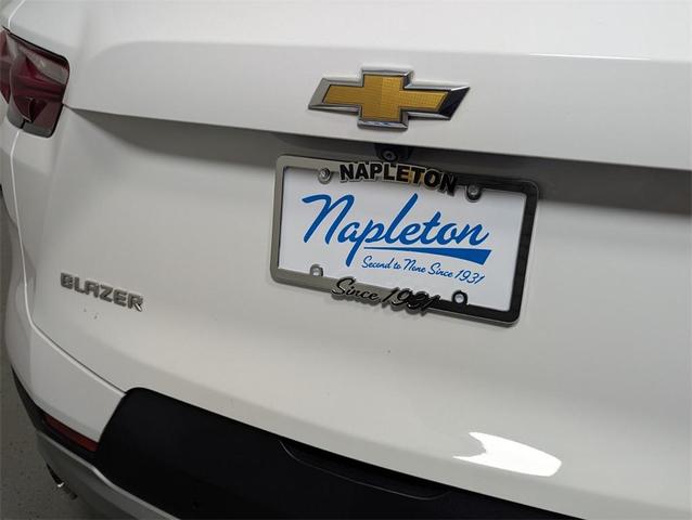 Photo of 2022 Summit White Chevrolet Blazer