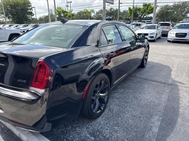 Photo of 2021 Gloss Black Chrysler 300