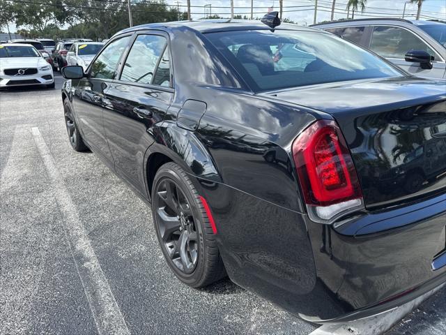 Photo of 2021 Gloss Black Chrysler 300