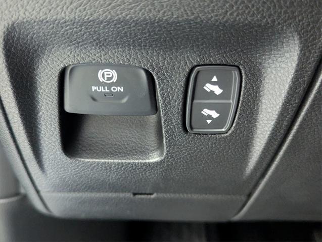 Photo of 2025 Hydro Blue Pearlcoat RAM 1500