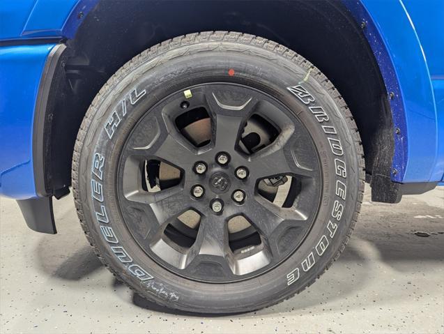 Photo of 2025 Hydro Blue Pearlcoat RAM 1500