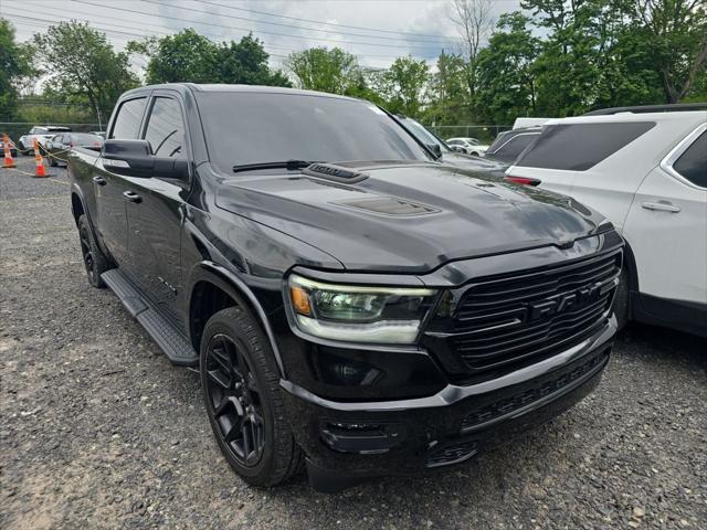 Photo of 2022 Diamond Black Crystal Pearlcoat RAM 1500