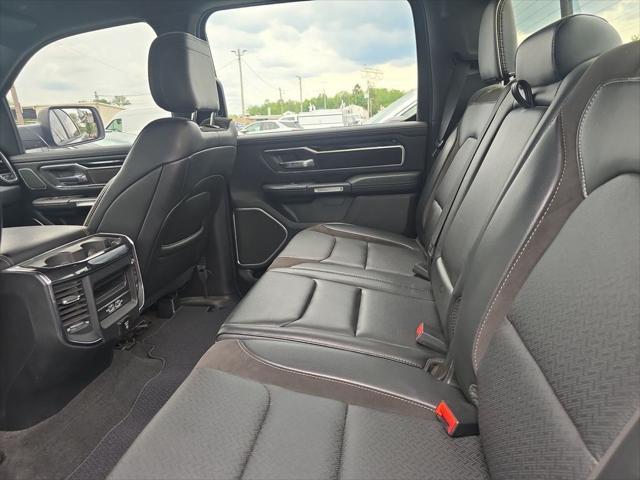 Photo of 2022 Diamond Black Crystal Pearlcoat RAM 1500