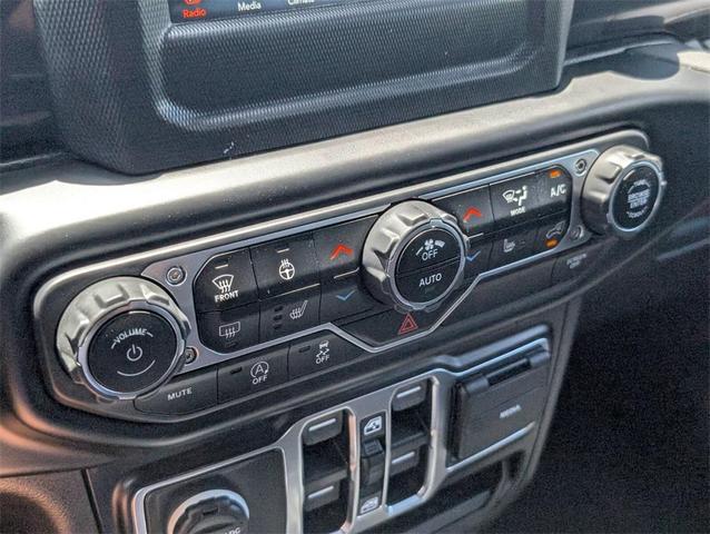 Photo of 2021 Hydro Blue Pearlcoat Jeep Wrangler Unlimited
