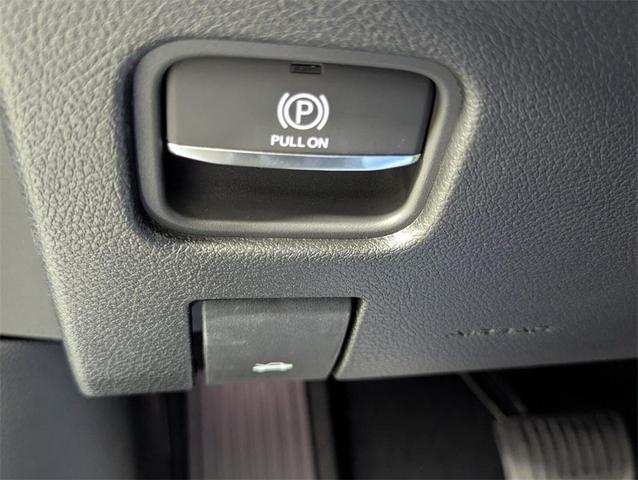 Photo of 2025 Baltic Gray Metallic Clearcoat Jeep Grand Cherokee L