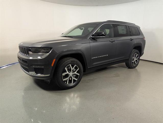 Photo of 2025 Baltic Gray Metallic Clearcoat Jeep Grand Cherokee L
