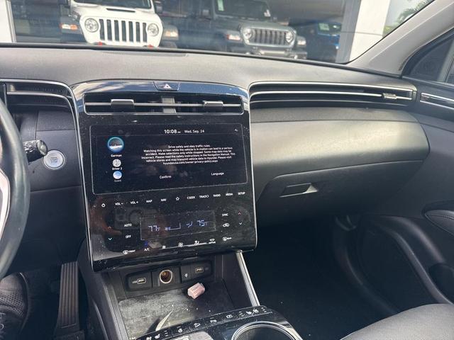 Photo of 2023 Serenity White Pearl Hyundai TUCSON