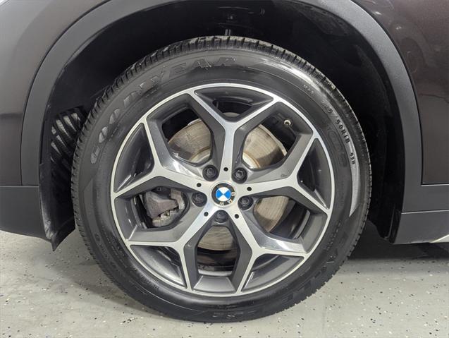 Photo of 2019 Brown Metallic BMW X1