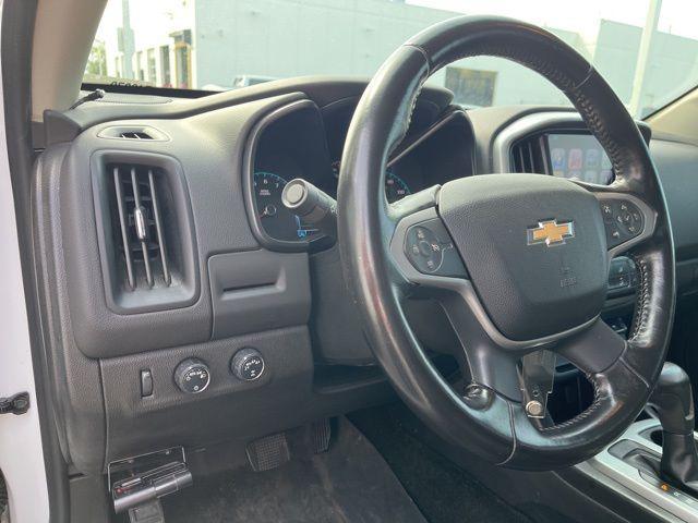 Photo of 2017 Summit White Chevrolet Colorado