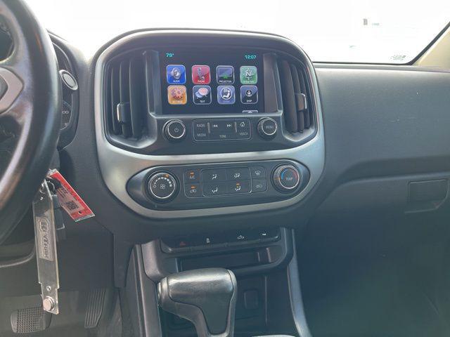 Photo of 2017 Summit White Chevrolet Colorado