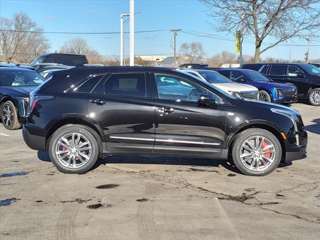 Photo of 2025 Stellar Black Metallic Cadillac XT5
