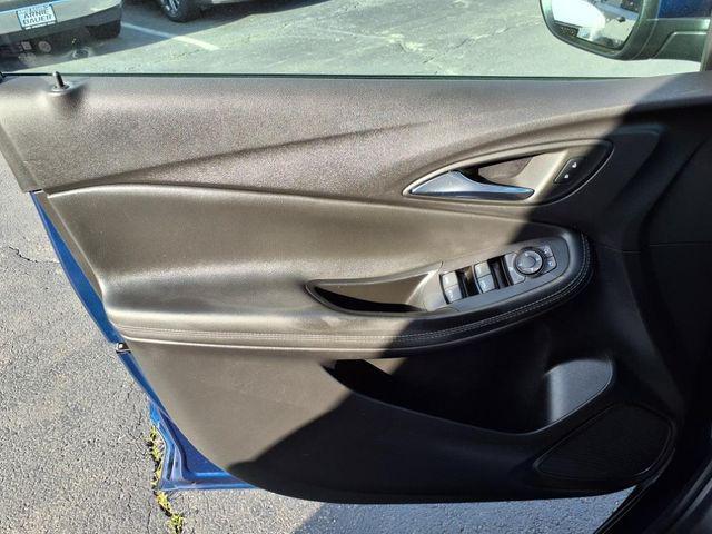 Photo of 2023 Sapphire Metallic Buick Encore GX