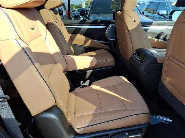 Photo of 2026 G6m Cadillac Escalade