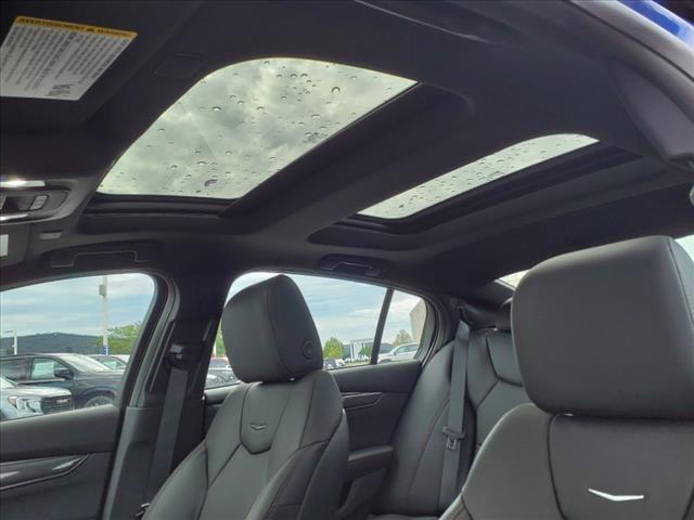 Photo of 2025 Wave Metallic Cadillac CT5