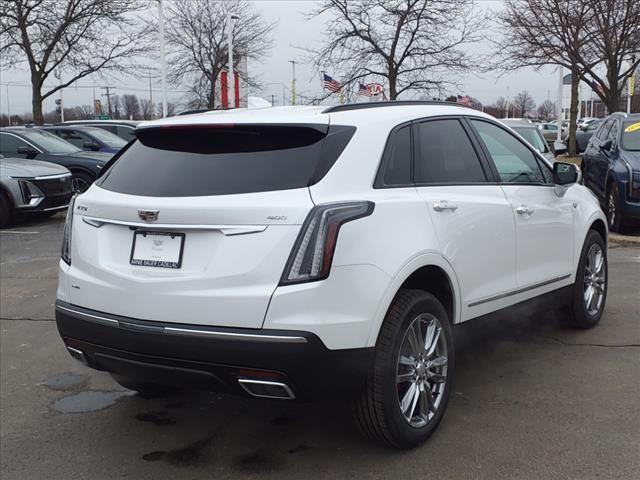 Photo of 2025 Crystal White Tricoat Cadillac XT5