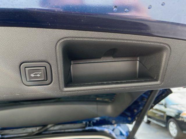 Photo of 2022 Marine Metallic GMC Terrain
