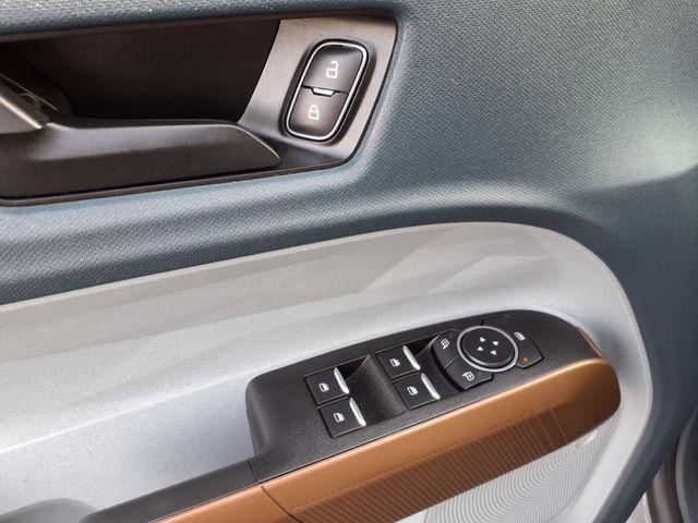 Photo of 2022 Carbonized Grey Metallic Ford Maverick