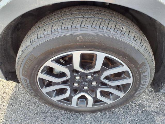 Photo of 2022 Carbonized Grey Metallic Ford Maverick