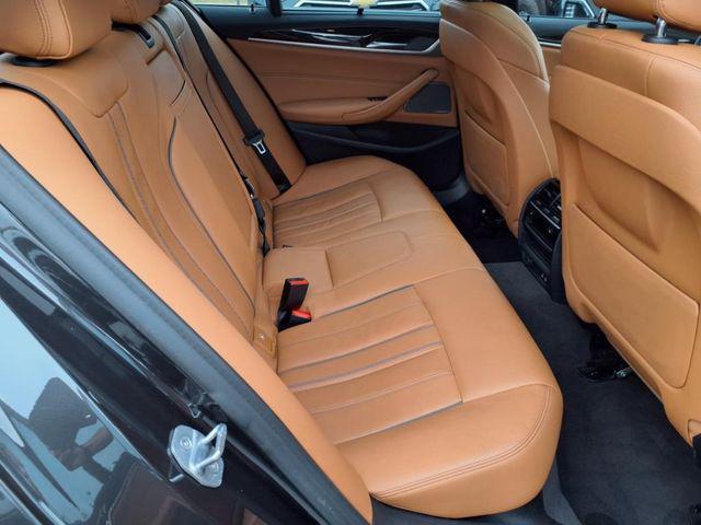 Photo of 2020 Dark Graphite Metallic BMW 530