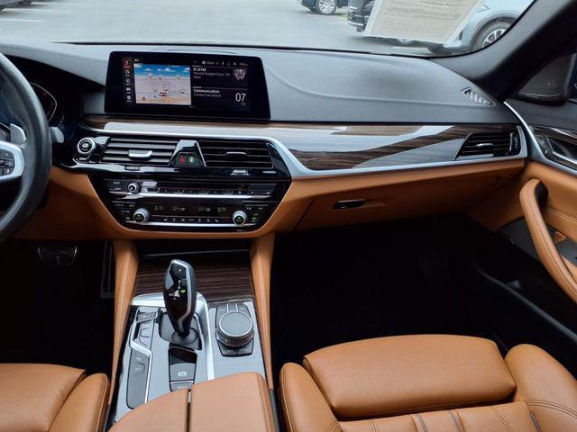 Photo of 2020 Dark Graphite Metallic BMW 530