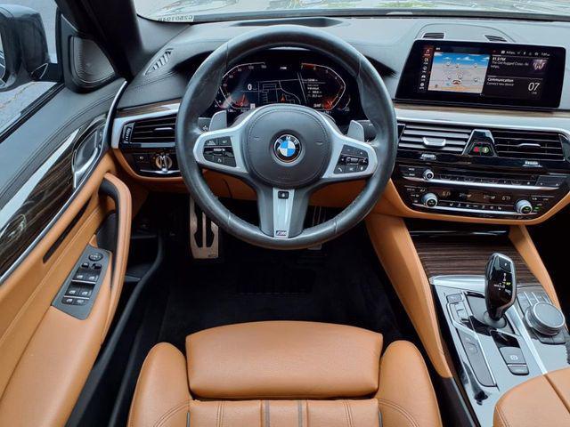 Photo of 2020 Dark Graphite Metallic BMW 530
