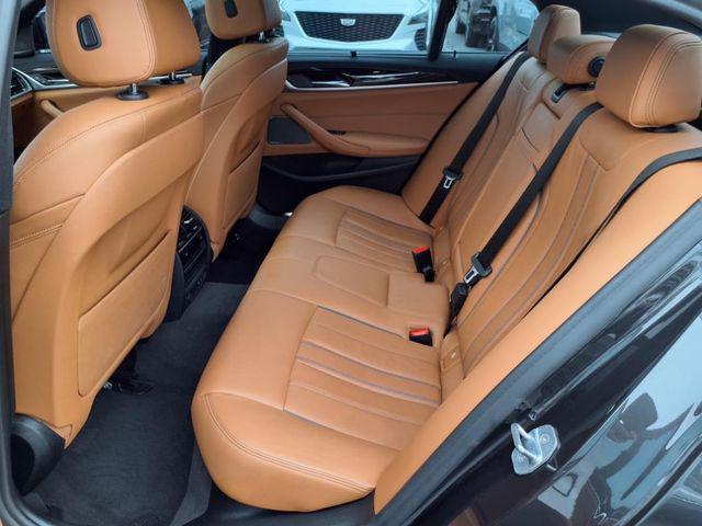 Photo of 2020 Dark Graphite Metallic BMW 530