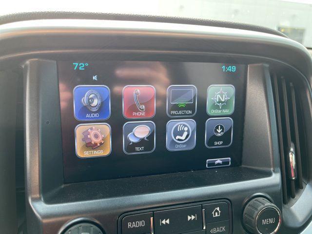 Photo of 2017 Summit White Chevrolet Colorado