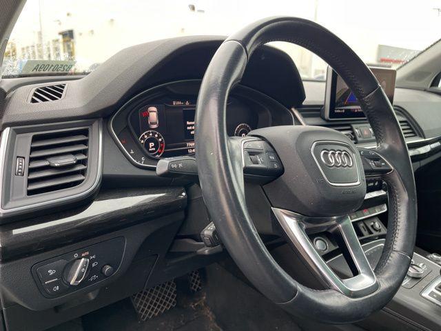 Photo of 2019 Ibis White Audi Q5