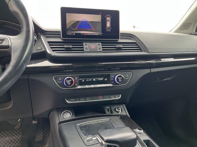 Photo of 2019 Ibis White Audi Q5