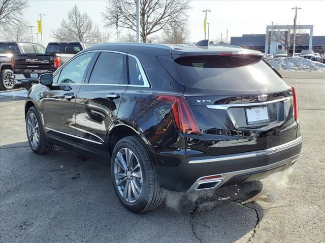 Photo of 2025 Stellar Black Metallic Cadillac XT5