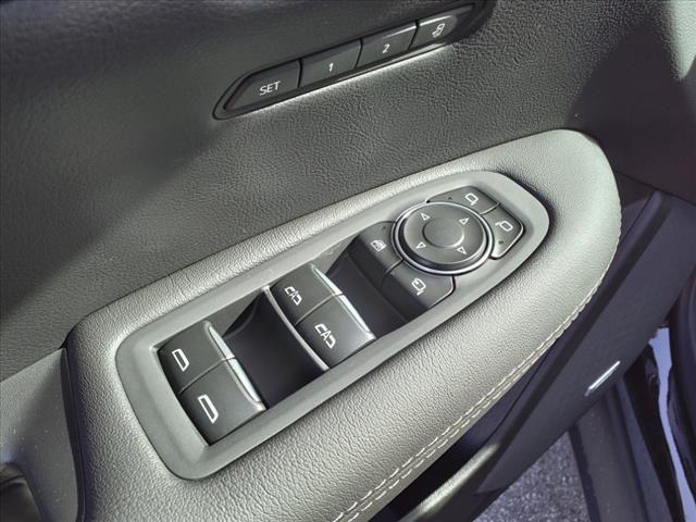Photo of 2025 Stellar Black Metallic Cadillac XT5