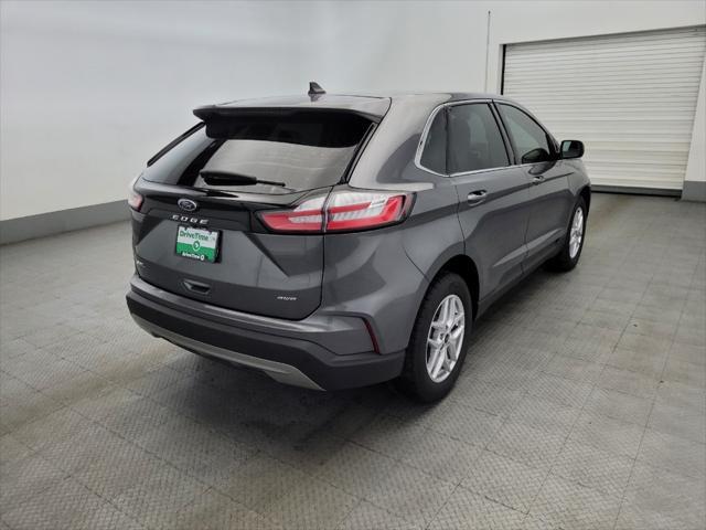 Photo of 2024 Carbonized Gray Metallic Ford Edge