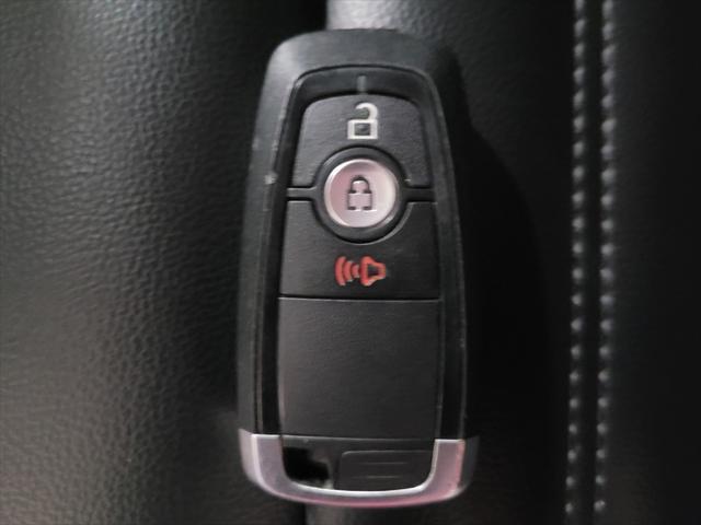 Photo of 2024 Carbonized Gray Metallic Ford Edge