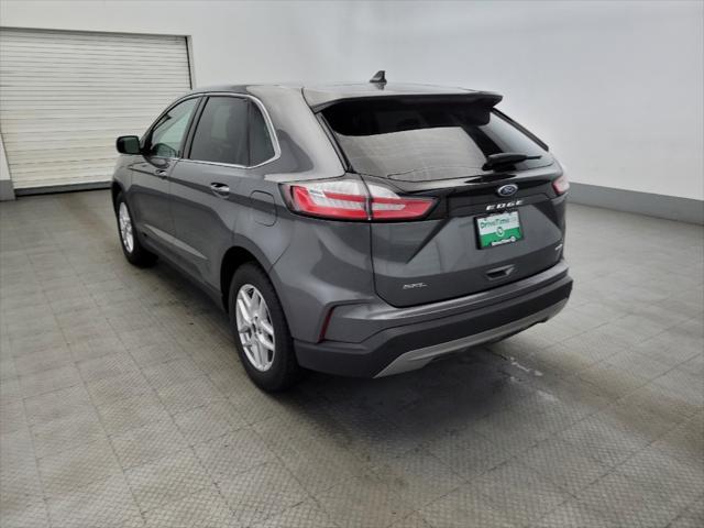 Photo of 2024 Carbonized Gray Metallic Ford Edge