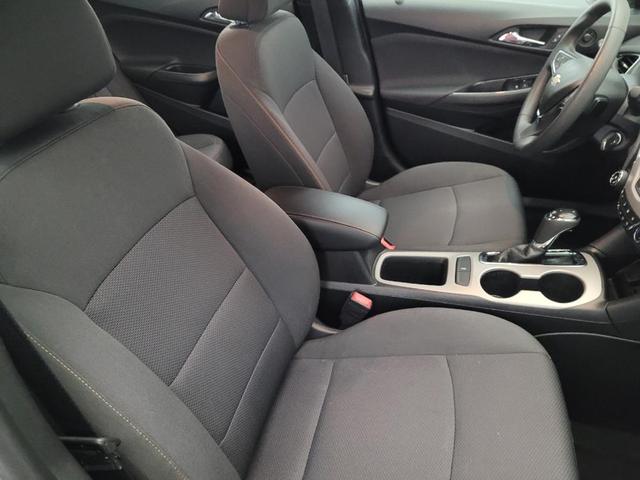 Photo of 2018 Arctic Blue Metallic Chevrolet Cruze