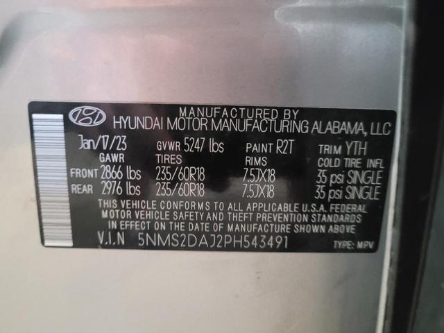 Photo of 2023 Shimmering Silver Hyundai SANTA FE