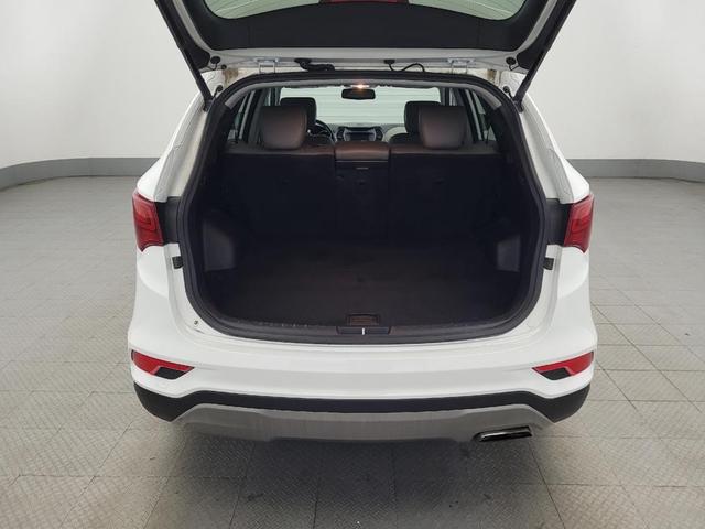 Photo of 2018 Pearl White Hyundai Santa Fe Sport