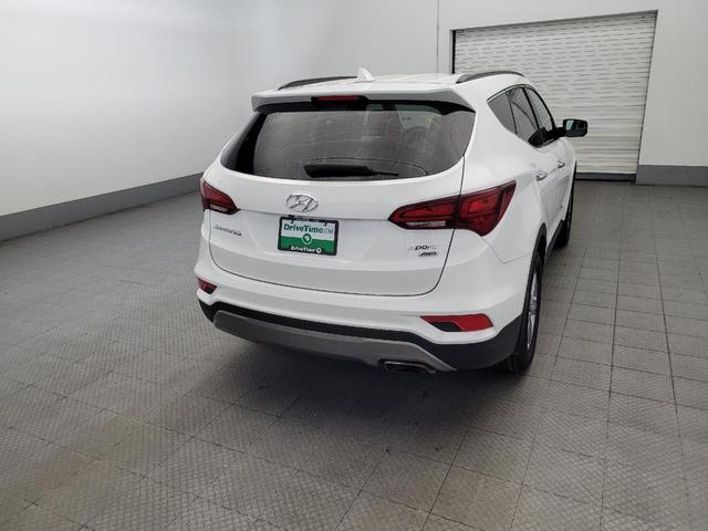 Photo of 2018 Pearl White Hyundai Santa Fe Sport