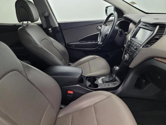 Photo of 2018 Pearl White Hyundai Santa Fe Sport