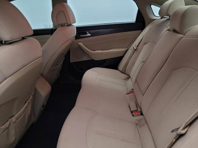 Photo of 2017 Scarlet Red Hyundai SONATA
