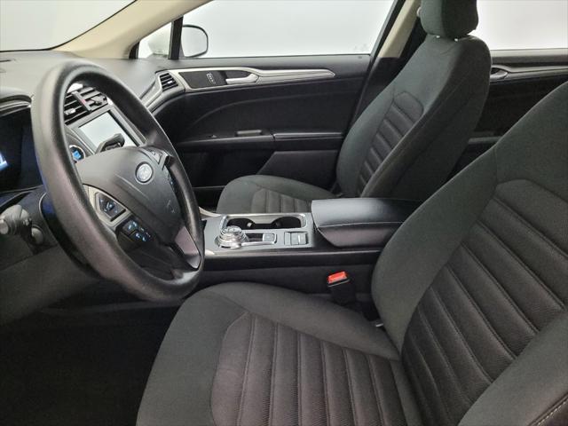 Photo of 2019 White Ford Fusion Hybrid