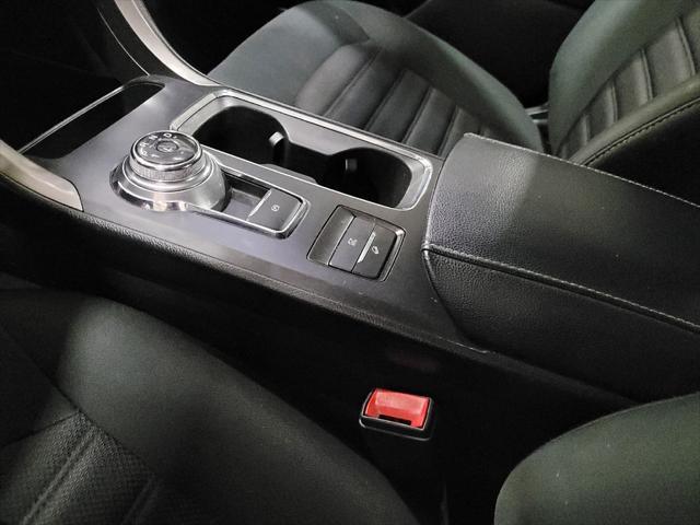 Photo of 2019 White Ford Fusion Hybrid