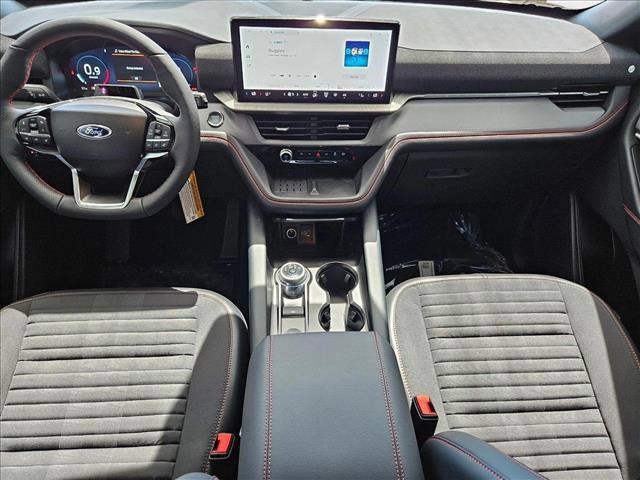 Photo of 2025 Carbonized Gray Metallic Ford Explorer
