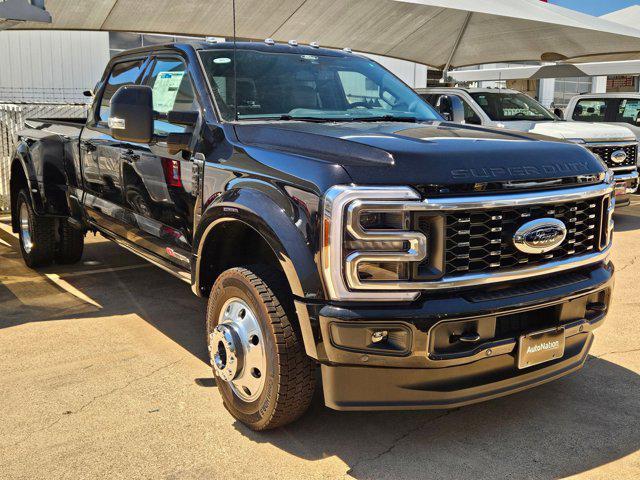 Photo of 2025 Agate Black Metallic Ford F-450